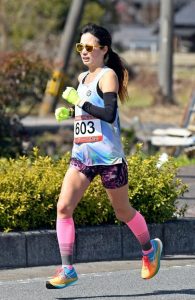 ＜祐徳ロードレース＞ハーフマラソン一般女子（18～39歳）田口亜利沙2位、佐賀県勢トップ「桜マラソンで自己新目指す」
