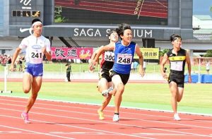 ＜陸上 佐賀県高校新人大会＞致遠館・牛島壮司朗が２冠　男子100メートル、走り幅跳び制す