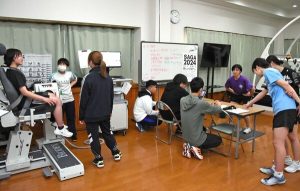 科学的の目で選手に助言　西九州大学が「アスリートフィットネスチェック事業」　佐賀県と連携、競技力向上目指す